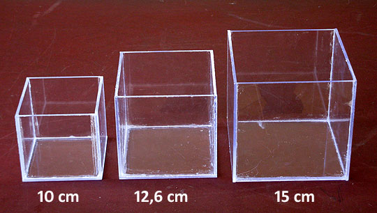 Cubo di vetro sintetico