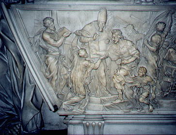 Relief in the monument to Leo XI