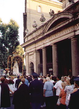 The arrival of Madonna de Noantri at S. Crisogono