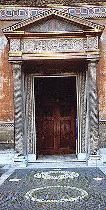 S. Pudenziana - entrance