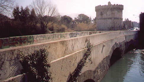 Ponte Lucano