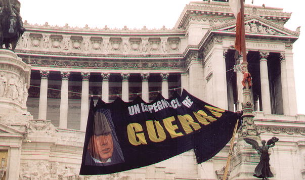 A Greenpeace blitz at the Monument to Victor Emmanuel II