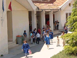 La scuola elementare F. Rossi