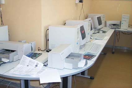 Immagine scuola elementare 024.jpg (21118 byte)