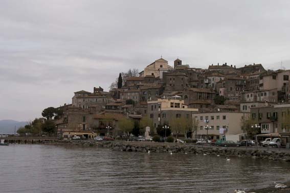 Immagine scuola elementare 030.jpg (32548 byte)