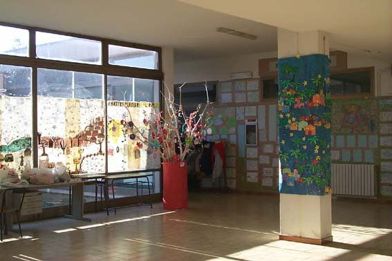 Immagini scuola 037.jpg (43075 byte)