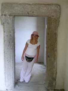 CASAPENDENTE - LAURA - JPG