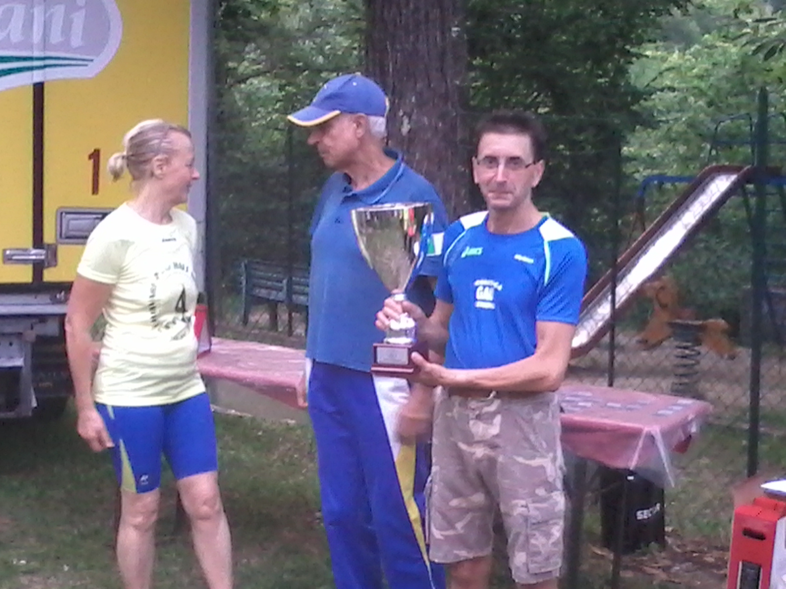 37^ marcia alpina a Davagna Paolo Quarantelli premiazione medaglia Gau fidal running