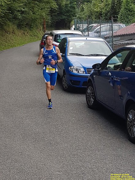 37^ marcia alpina a Davagna Paolo Quarantelli premiazione medaglia Gau fidal running