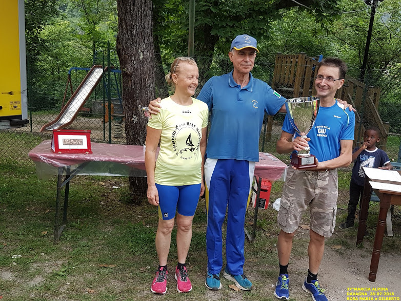 37^ marcia alpina a Davagna Paolo Quarantelli premiazione medaglia Gau fidal running