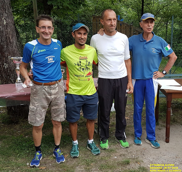 37^ marcia alpina a Davagna Paolo Quarantelli premiazione medaglia Gau fidal running