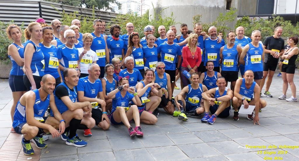 Paolo Quarantelli premiazione medaglia buono Gau fidal running staffetta valbisagno 5000x2
