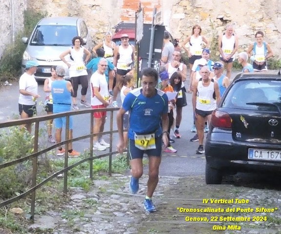 Vertical Tube sul Ponte Sifone a Genova Staglieno Paolo Quarantelli Gau fidal running podismo